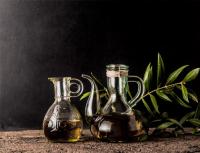 Olive oil: benefits and applications
