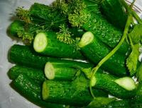 Cold salted cucumbers: how to make them crispy at home?