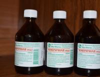 Hellebore water against pediculosis